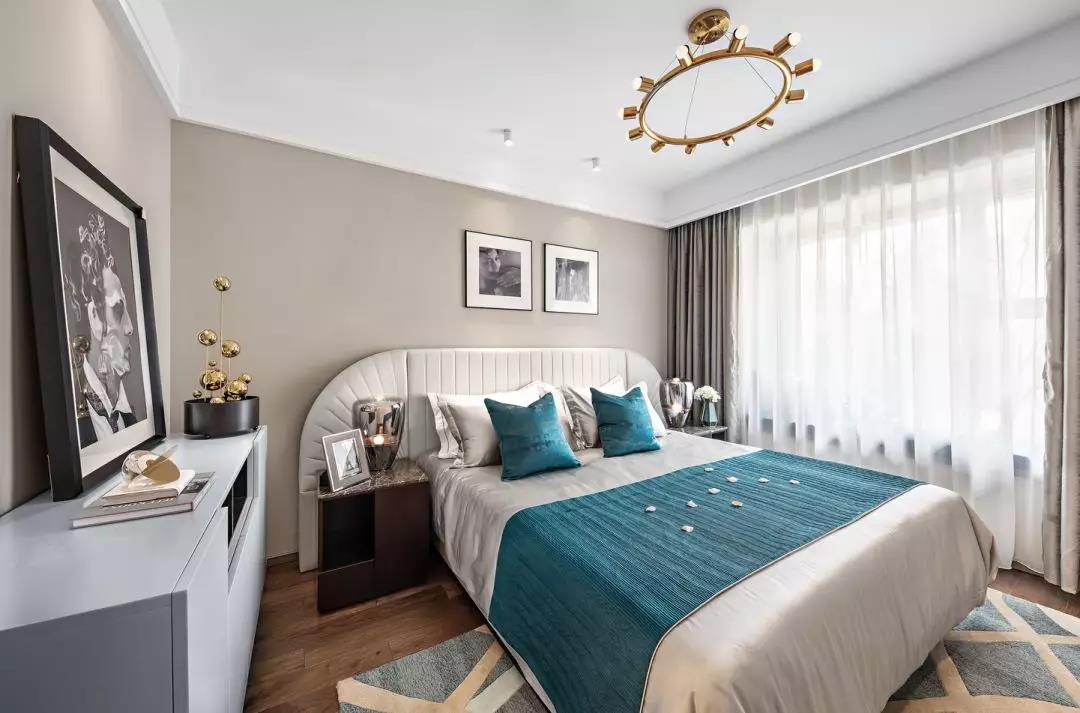 精致带点小奢侈，平凡生活的最好姿态