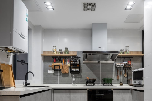 130㎡三居室现代风格