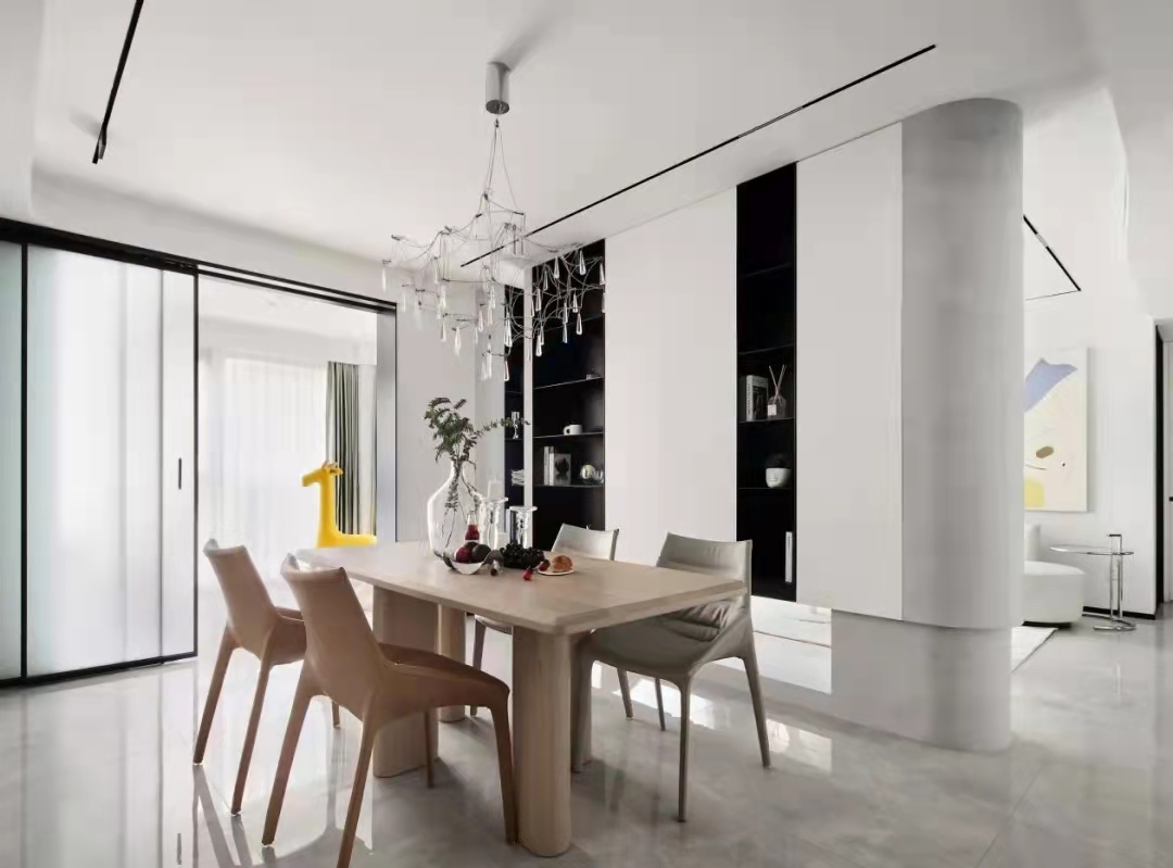 意式极简+侘寂风的舒适住宅