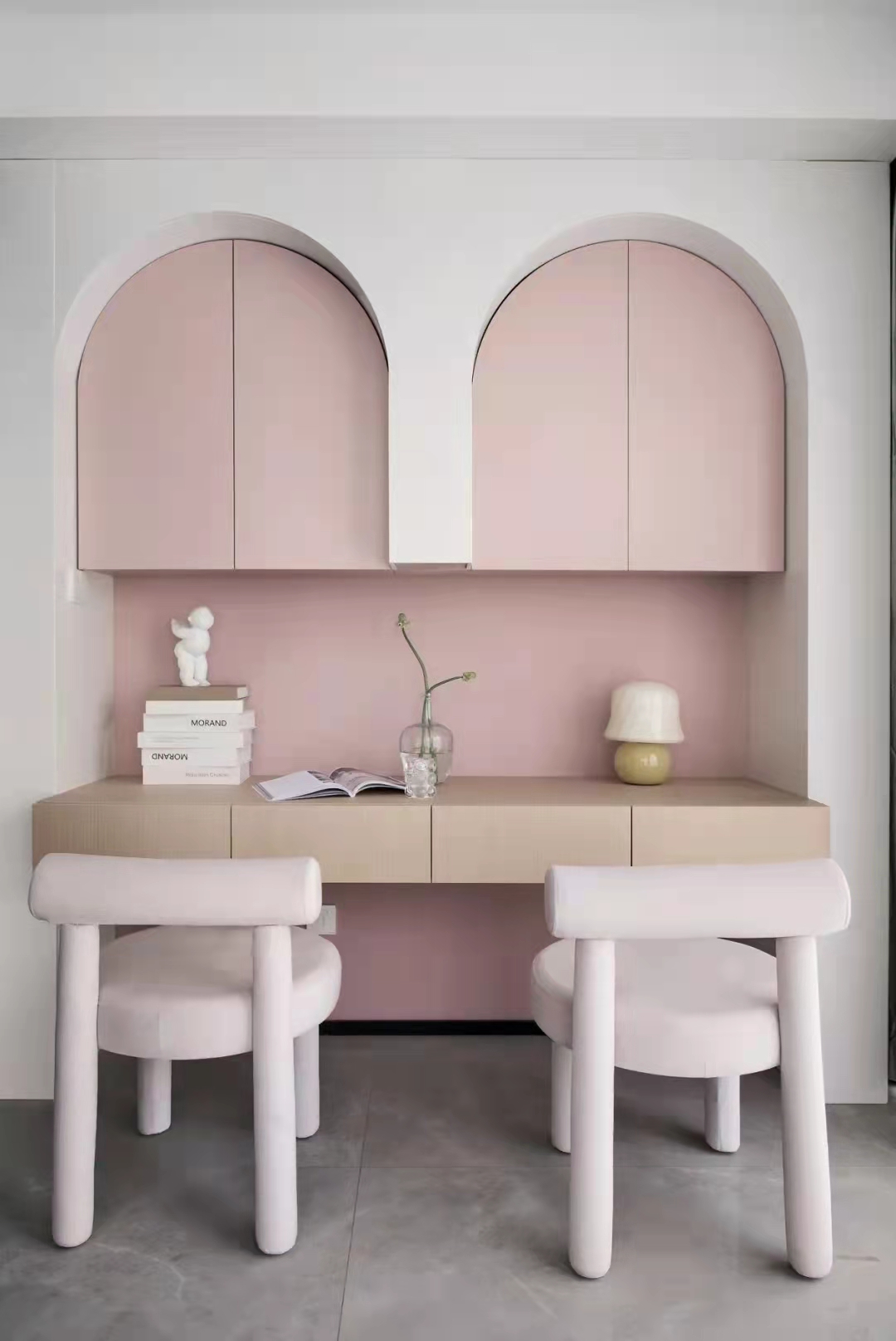 意式极简+侘寂风的舒适住宅