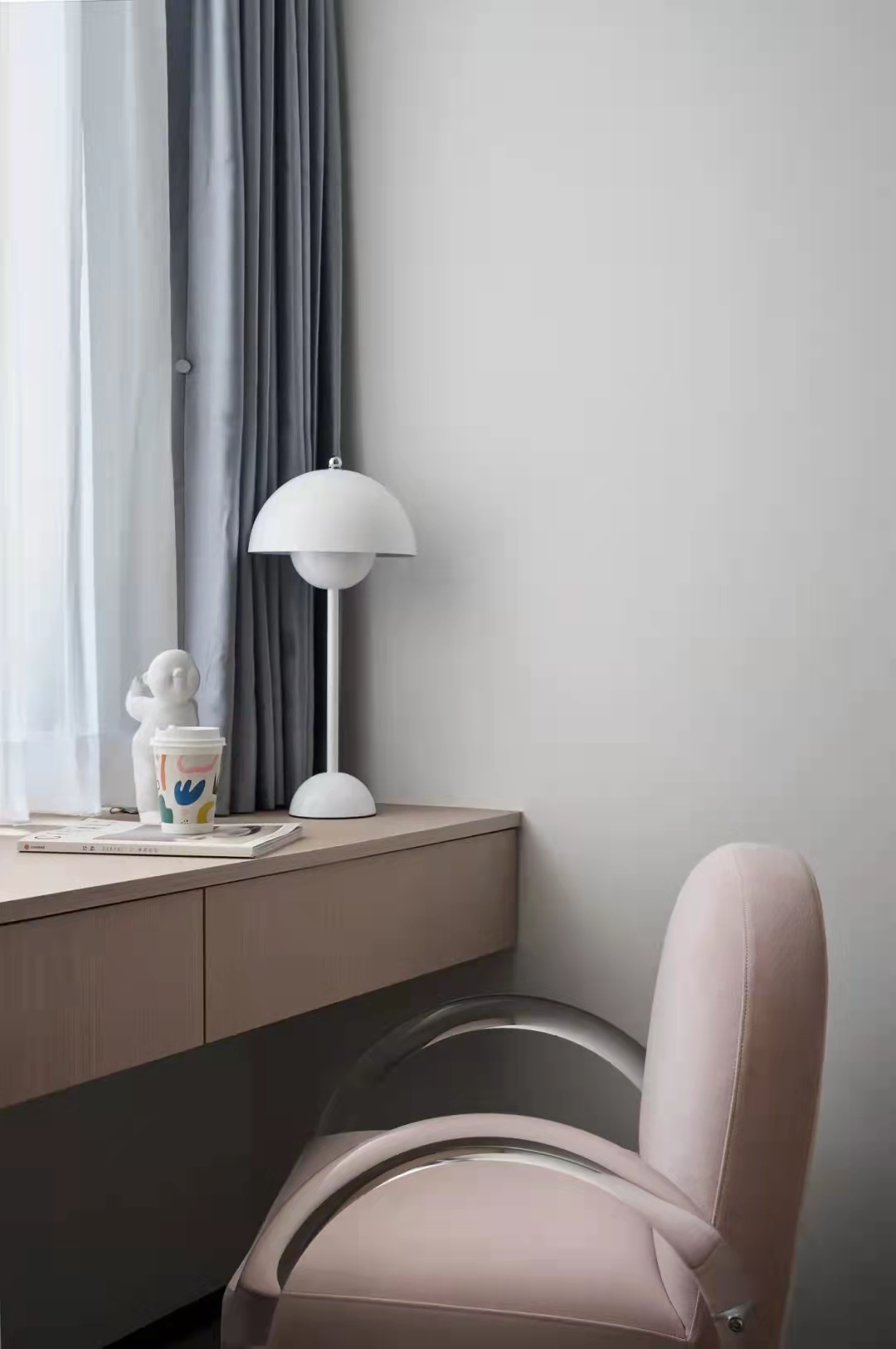 意式极简+侘寂风的舒适住宅