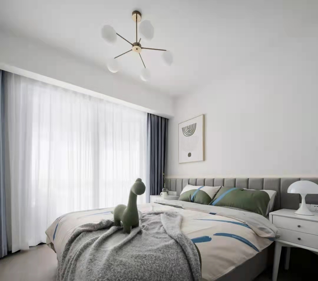 意式极简+侘寂风的舒适住宅