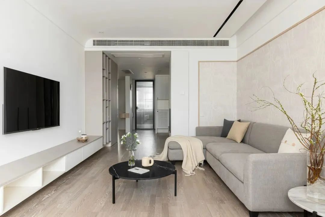 92m²原木风+隐藏收纳，这对夫妻小两房，我太爱了！