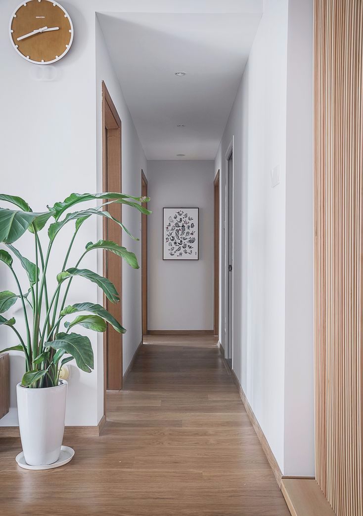 96㎡极简日式3室2厅，浅木色与灰白色搭配，反映空间简约、纯粹的气氛！