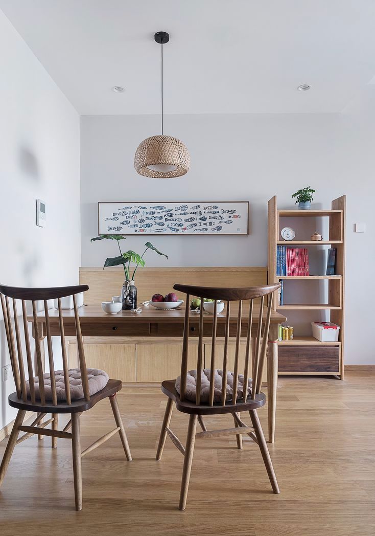 96㎡极简日式3室2厅，浅木色与灰白色搭配，反映空间简约、纯粹的气氛！