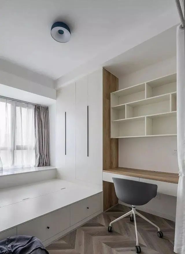 106㎡三居室，北欧风装修，颜色的搭配纯粹干净，