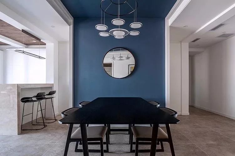 190㎡现代简约风，时尚暖灰色，客厅通透极了