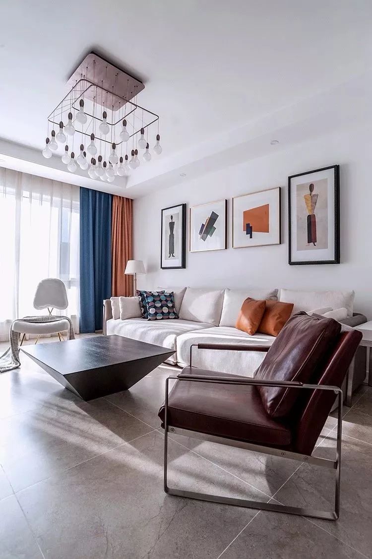 190㎡现代简约风，时尚暖灰色，客厅通透极了