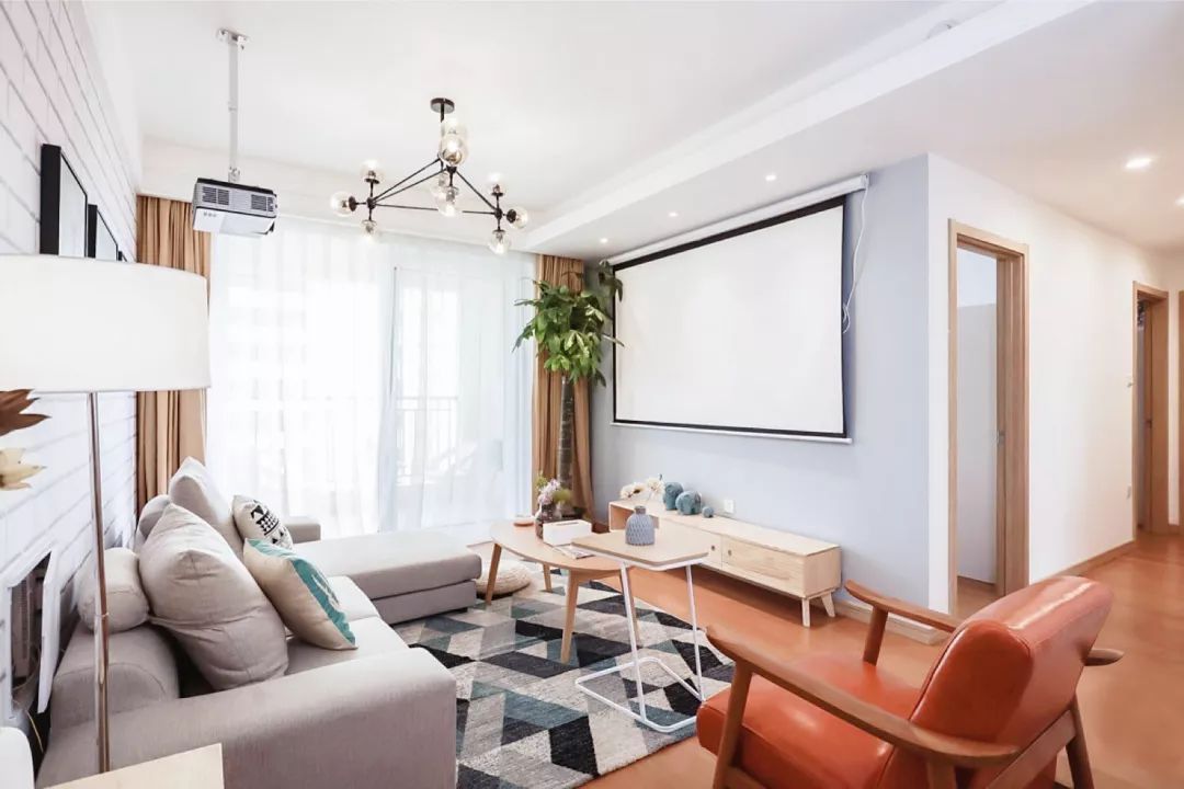 107平北欧三房，一进门眼睛就亮了，实在漂亮！