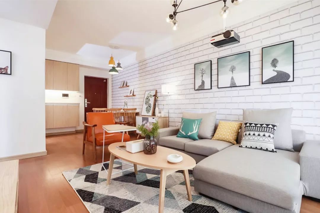 107平北欧三房，一进门眼睛就亮了，实在漂亮！