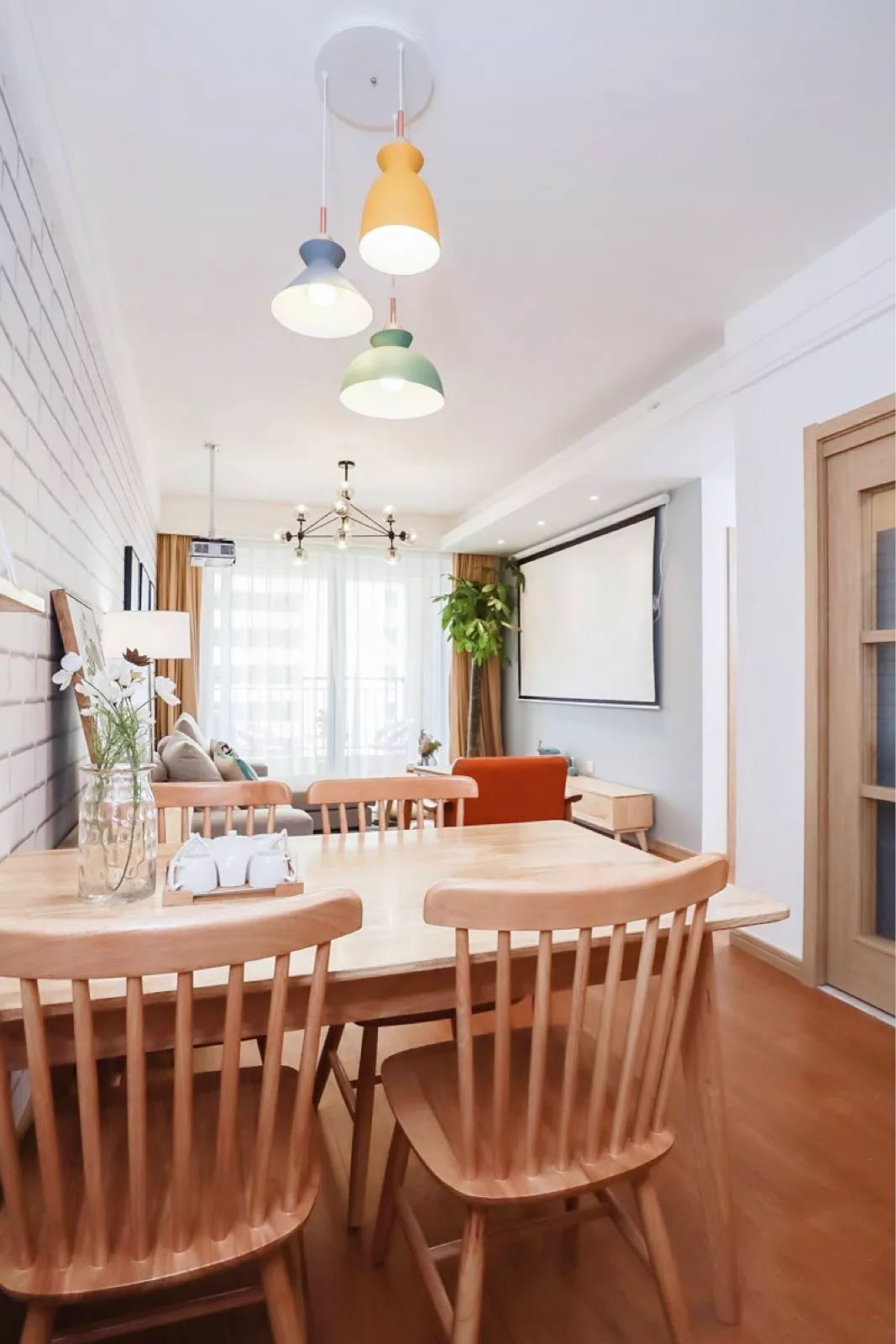 107平北欧三房，一进门眼睛就亮了，实在漂亮！