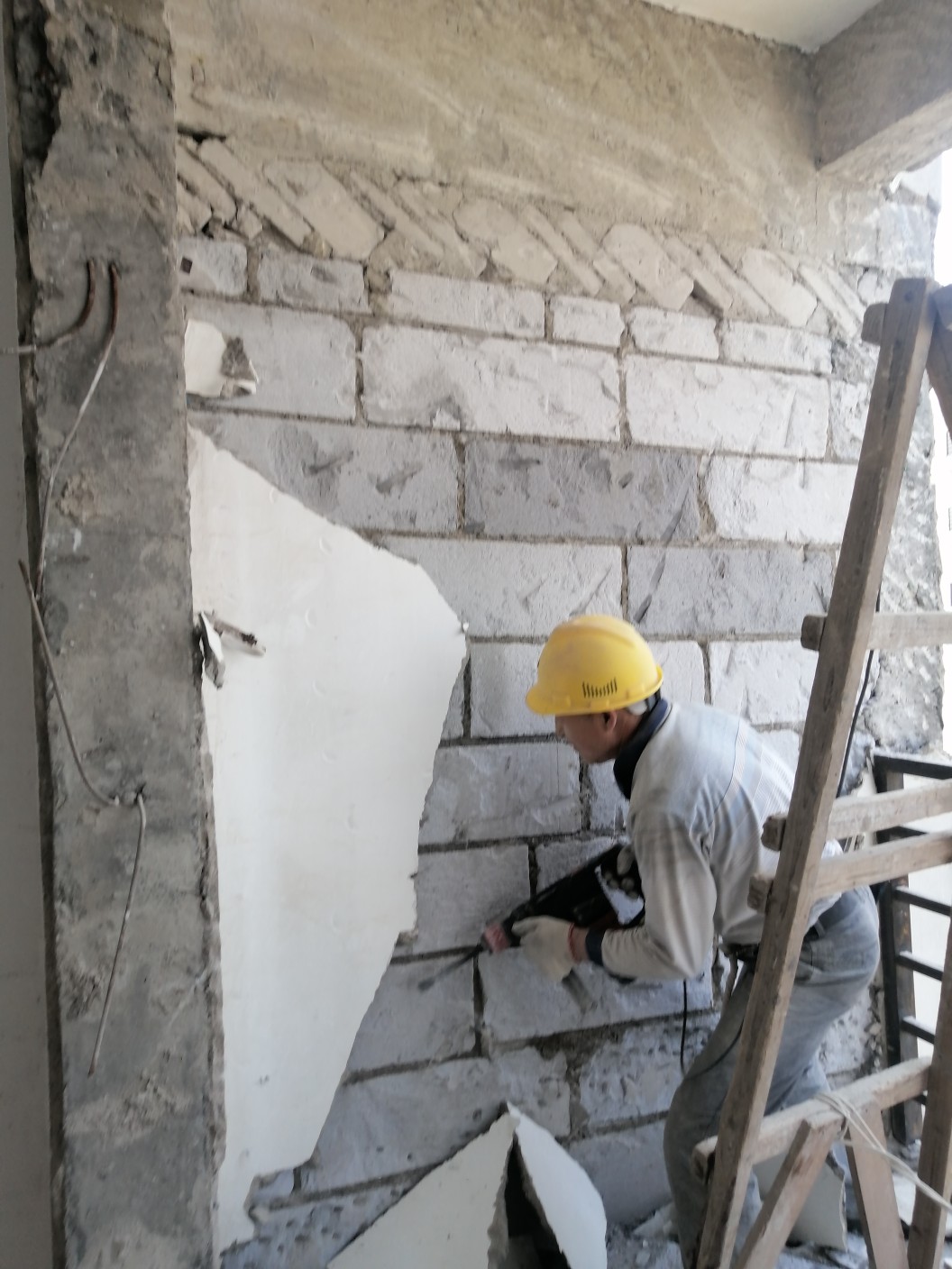 坪山肯渡动漫城工业区整体改造拆除