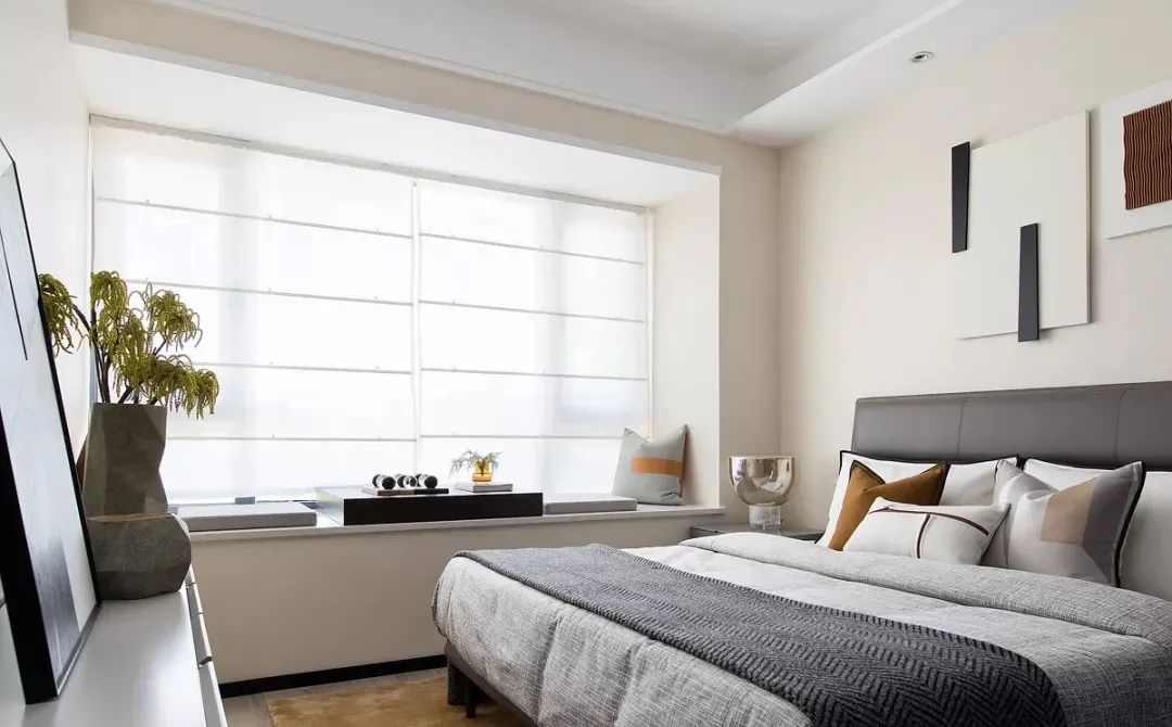 104㎡现代简约，淡雅舒适空间，点缀活泼的配色！