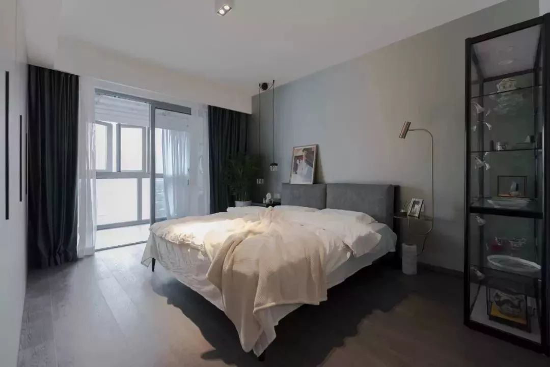 130㎡现代混搭，冷静凝聚惊艳