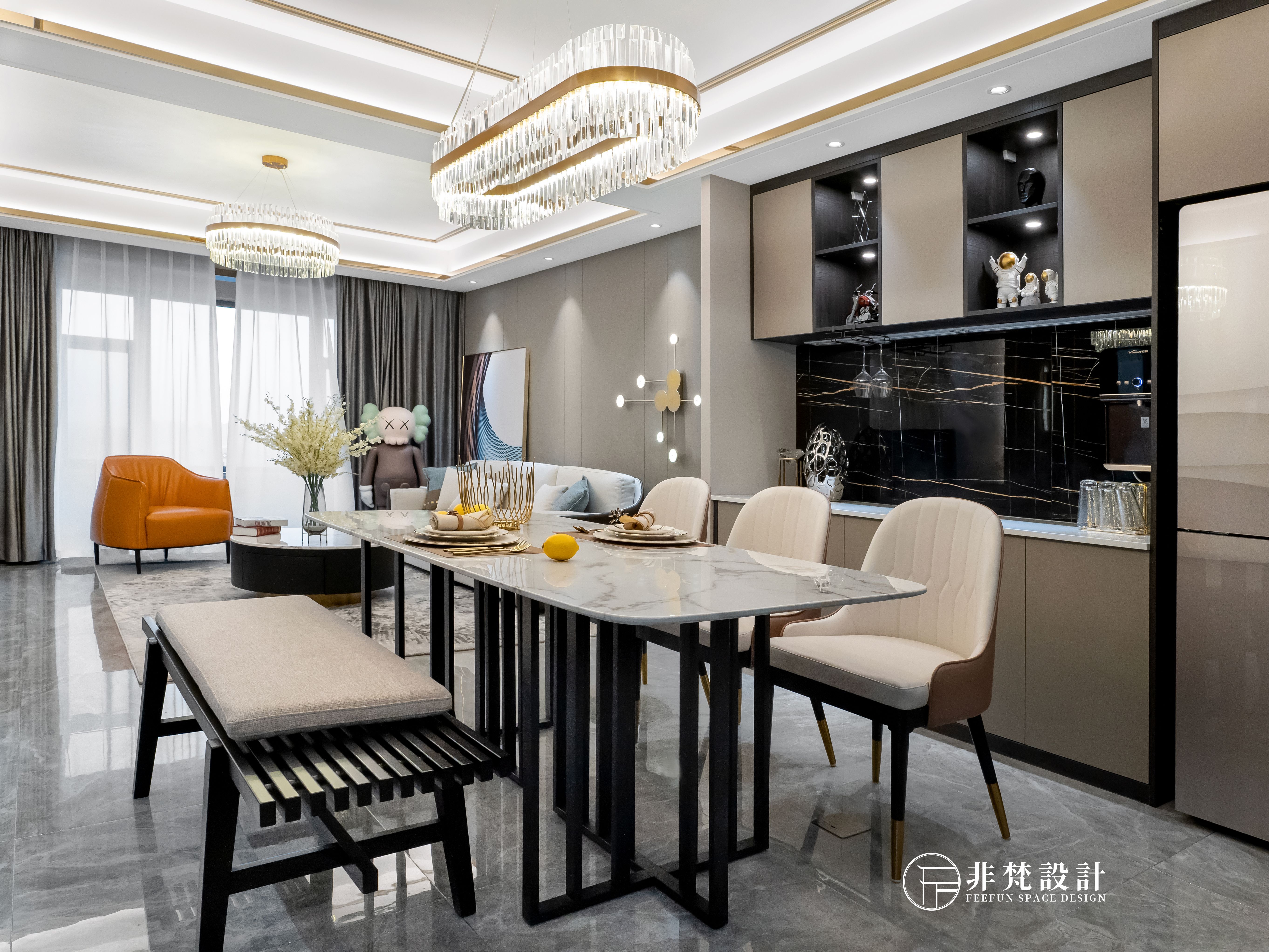 136㎡三室现代轻奢