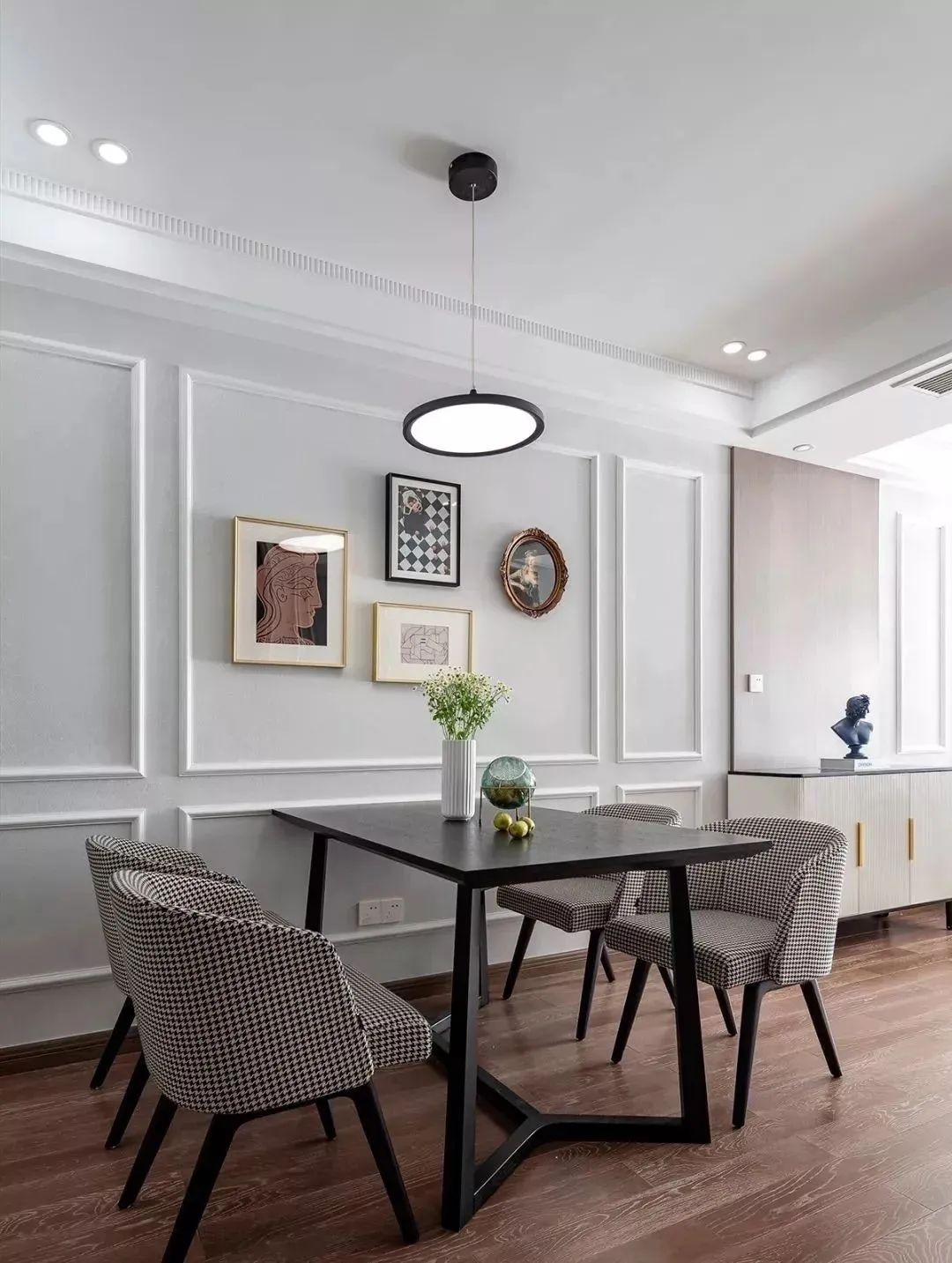 118㎡现代欧式混搭风，不土不豪，效果竟然出人意料的好看