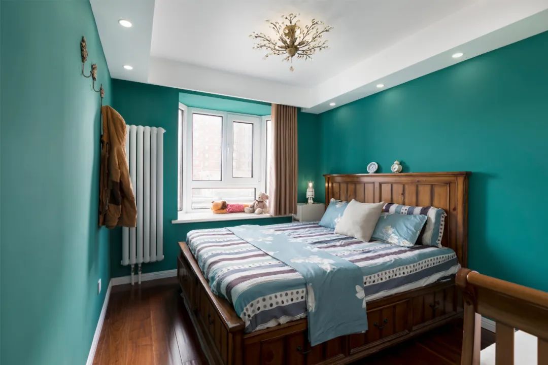 110㎡现代美式装修，通过实用的定制柜设计，让空间显得浪漫又精致！