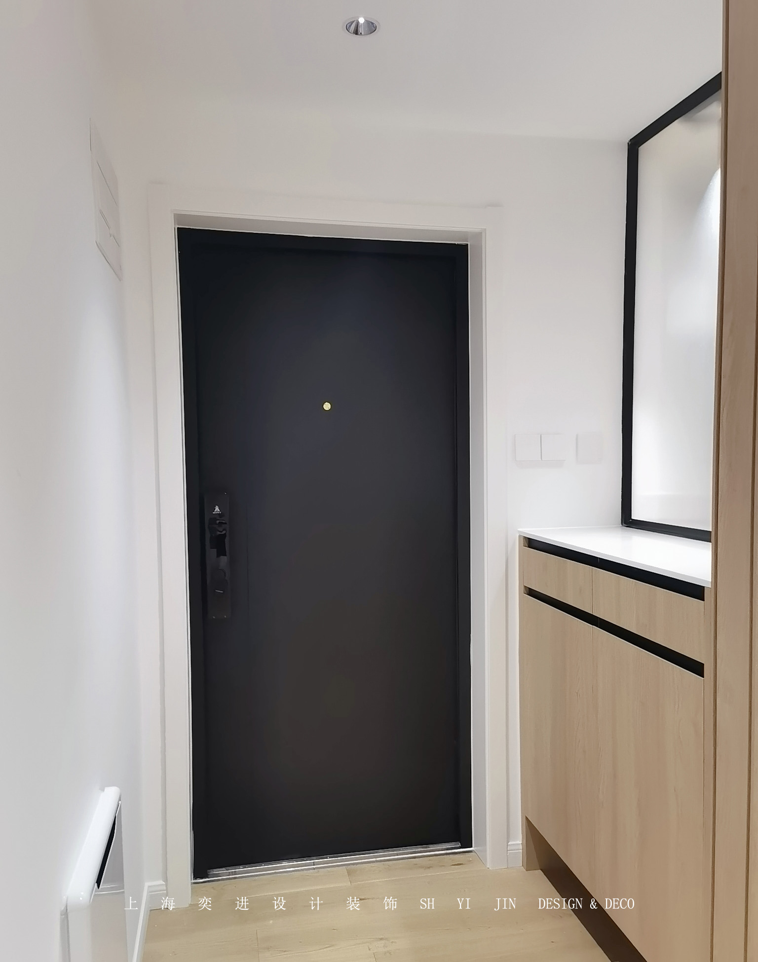 三口之家，带点日式住宅，温馨又舒适。