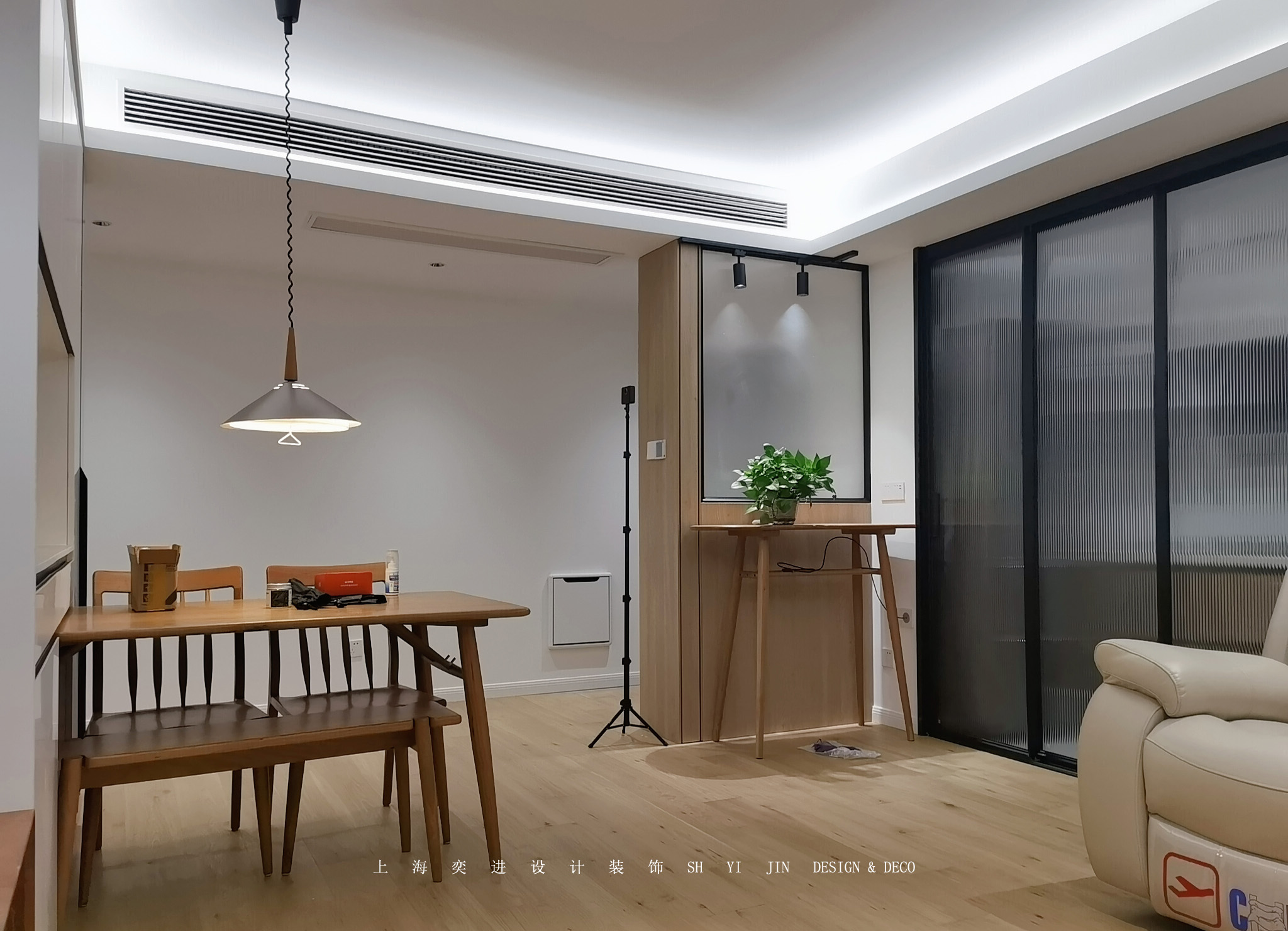 三口之家，带点日式住宅，温馨又舒适。