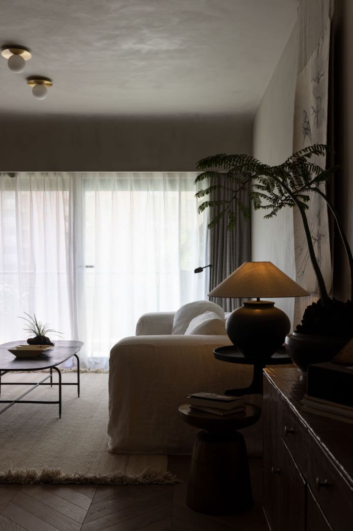 80㎡ Z私宅 隐居闹市，坐拥中式风雅与烟火俗世