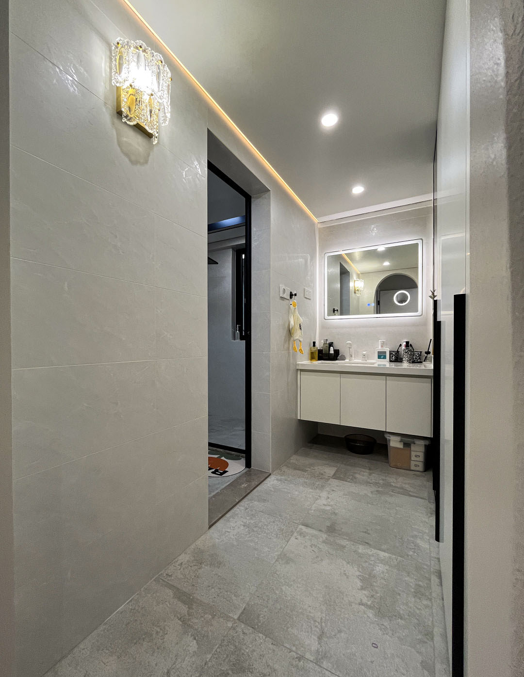 135㎡现代简约风，全屋空间功能划分明确