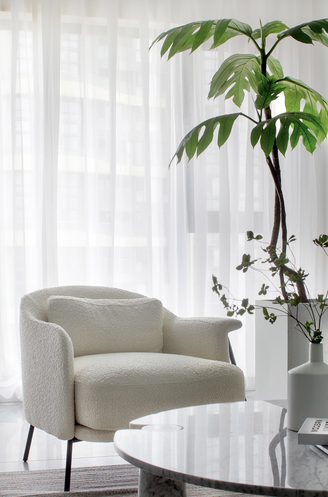 她说：浪漫是生活的精神氧气