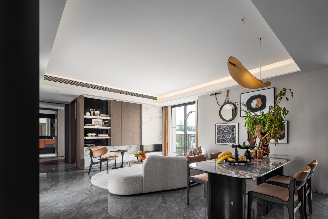 以光为序，续写新篇