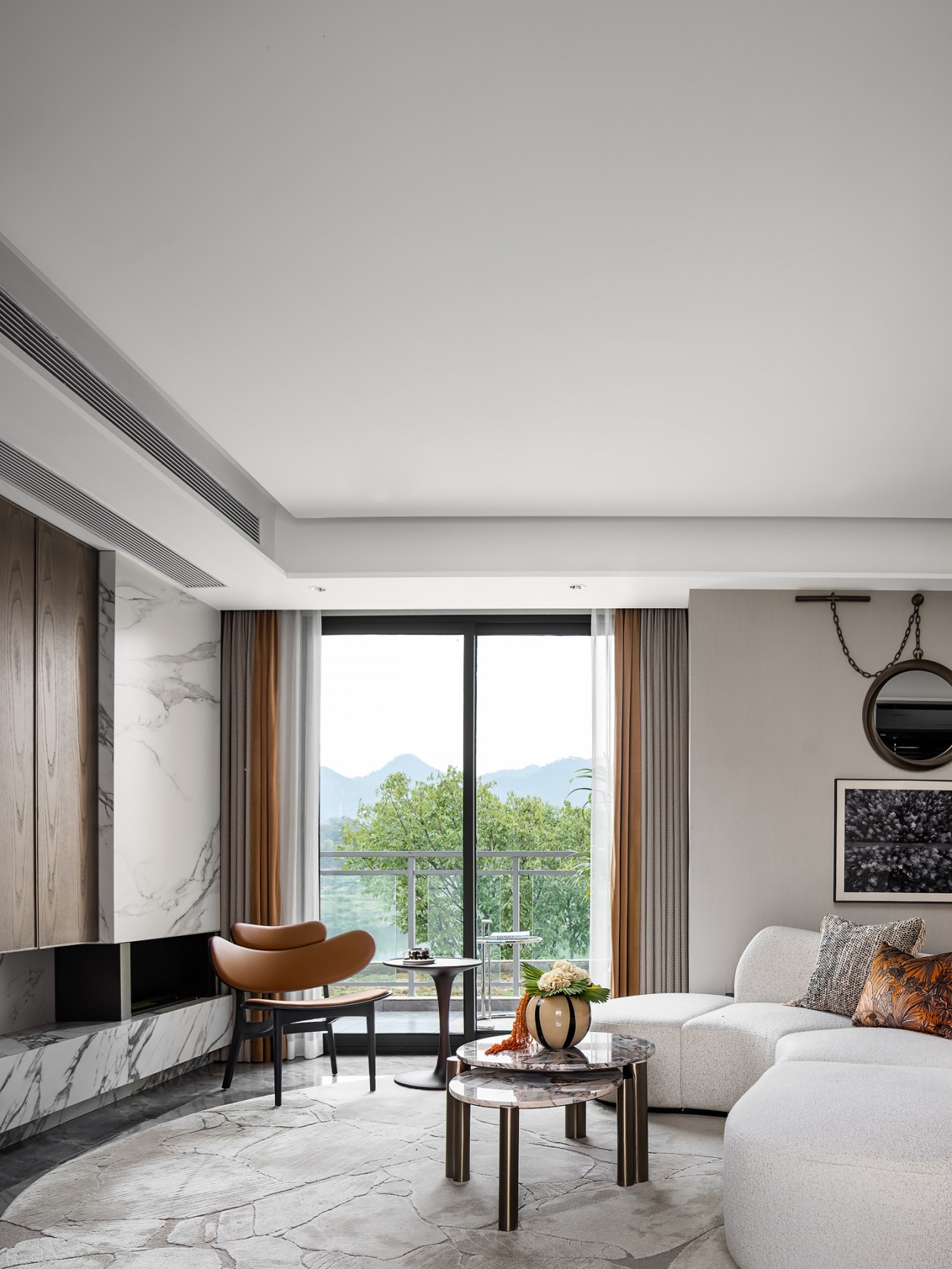 以光为序，续写新篇