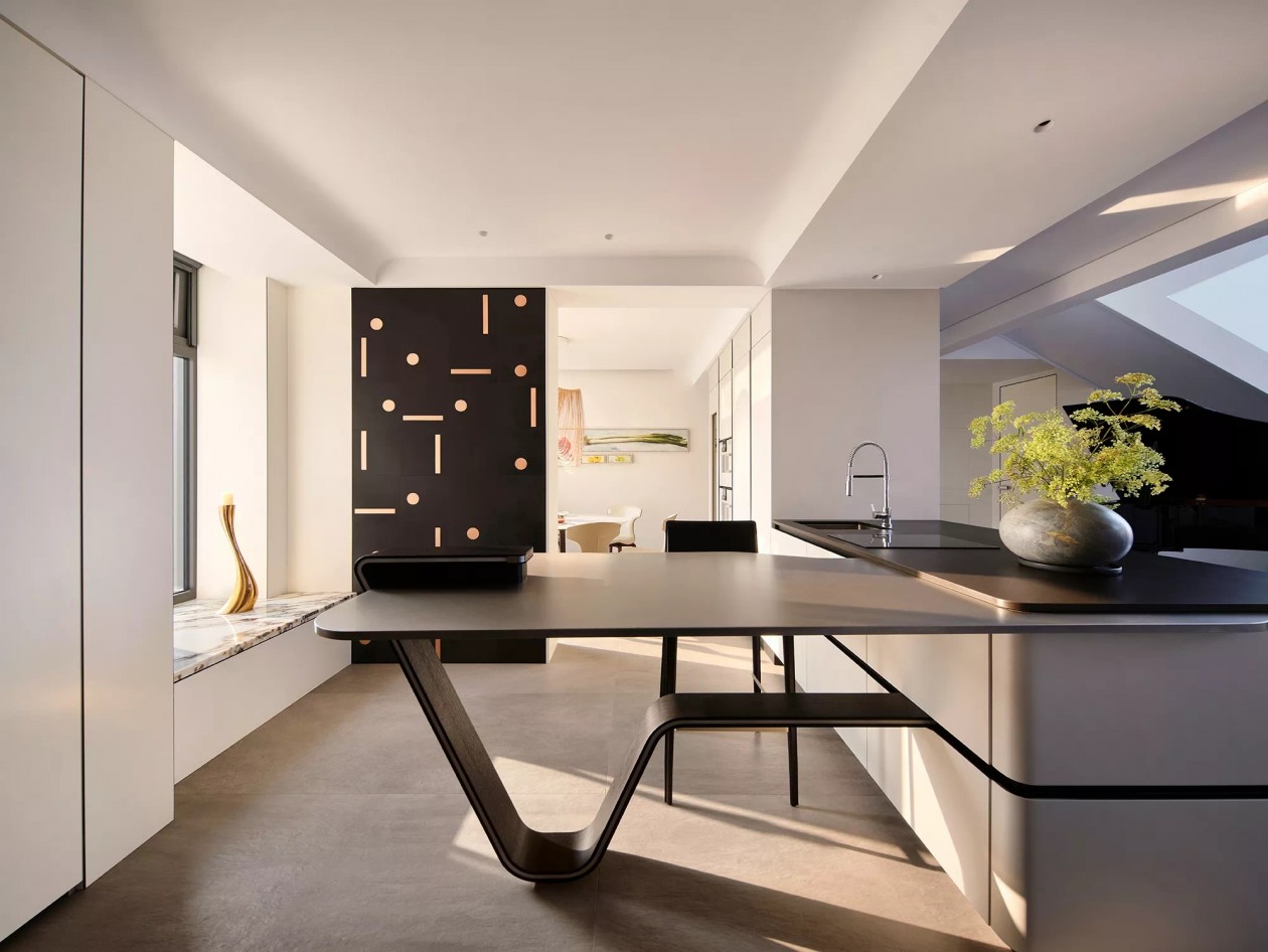 顶跃，诗意的自然居所