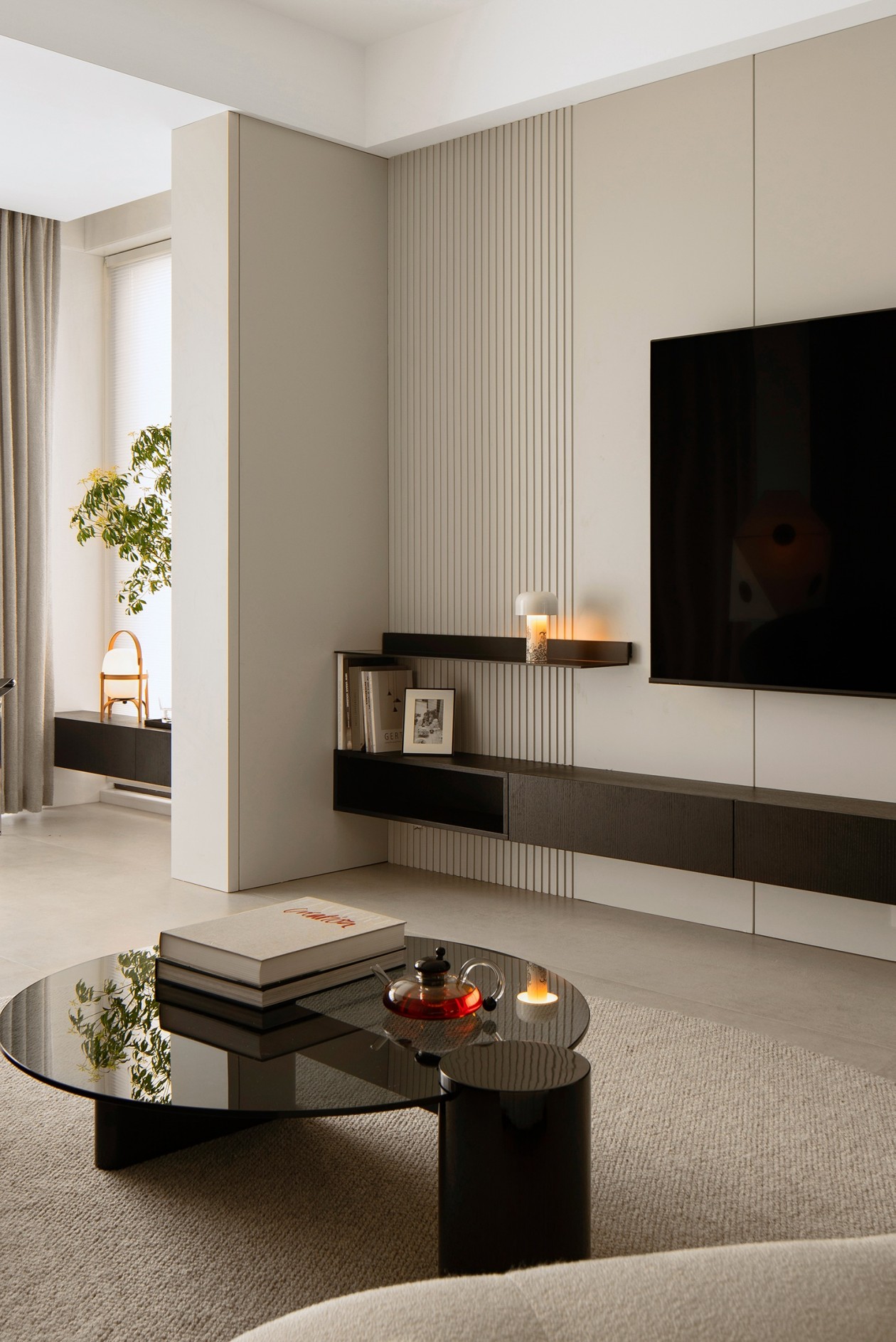 隐入色彩，忠于感知