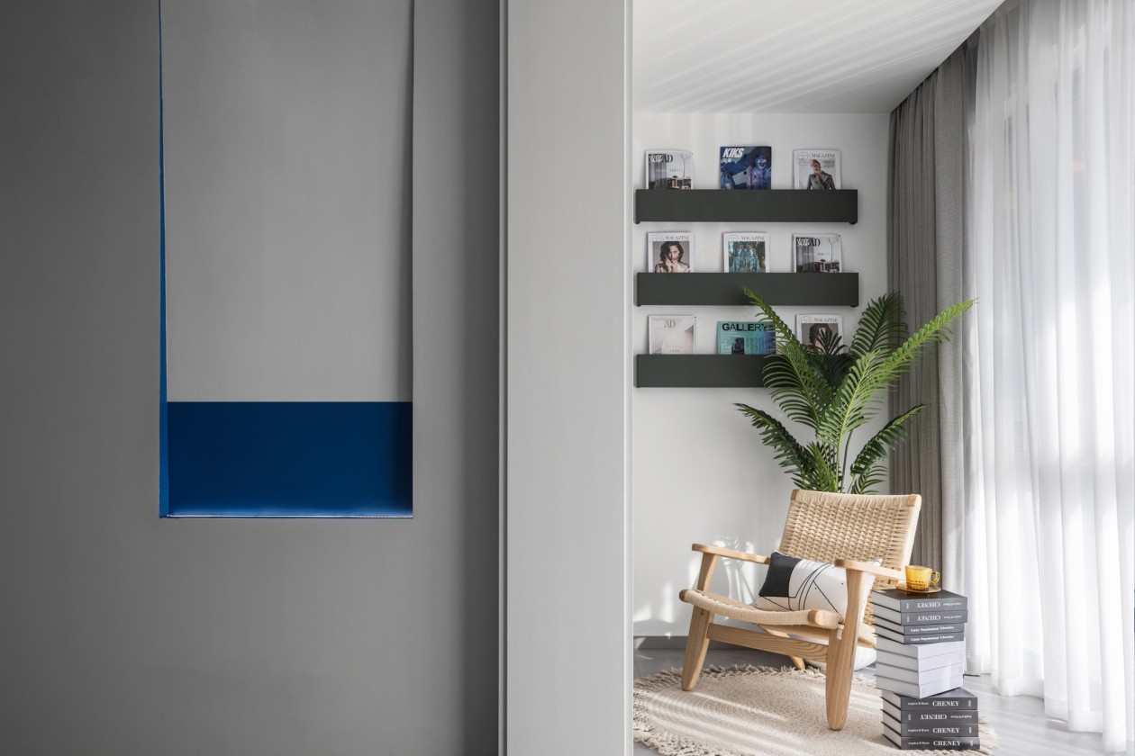 艺趣 &middot; 克莱因蓝