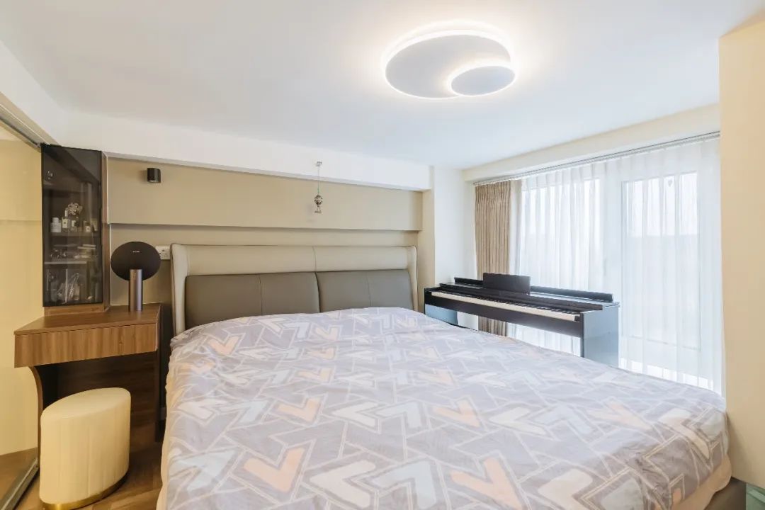 看完这个85m²现代轻奢风的复式，治好了我的节后综合症！