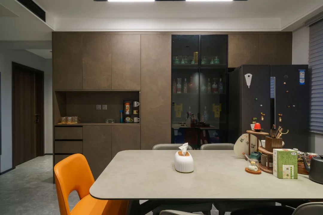 130㎡|灯带这么设计，住进杂志风的家