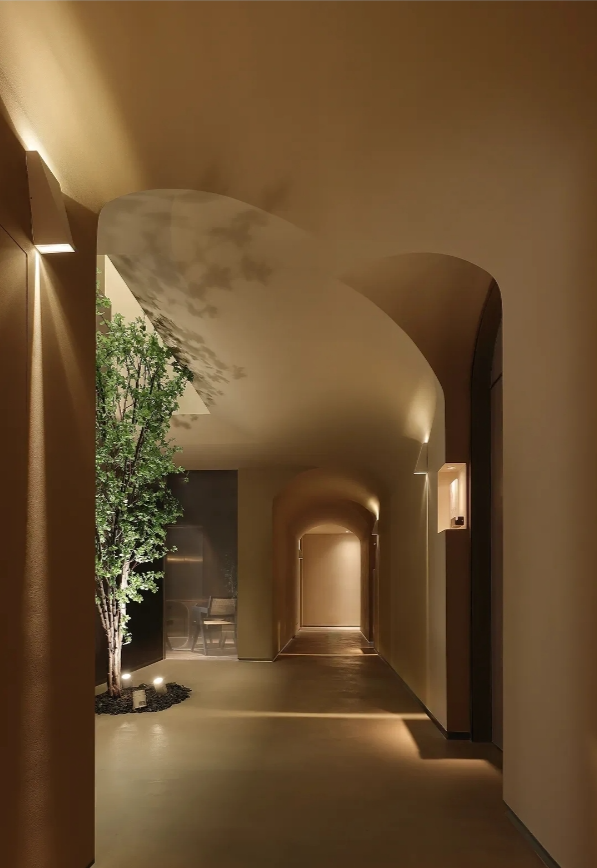 美业设计｜空间错落有序 氛围静谧疗愈