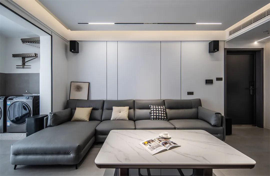  137㎡现代风格：简约而自在，打造与众不同的黑白格调！