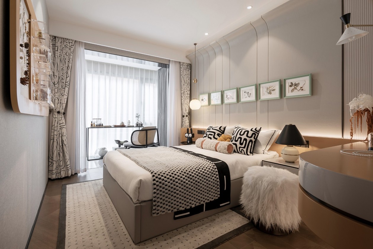 “解锁生活多元场景，构筑精英理想生活”