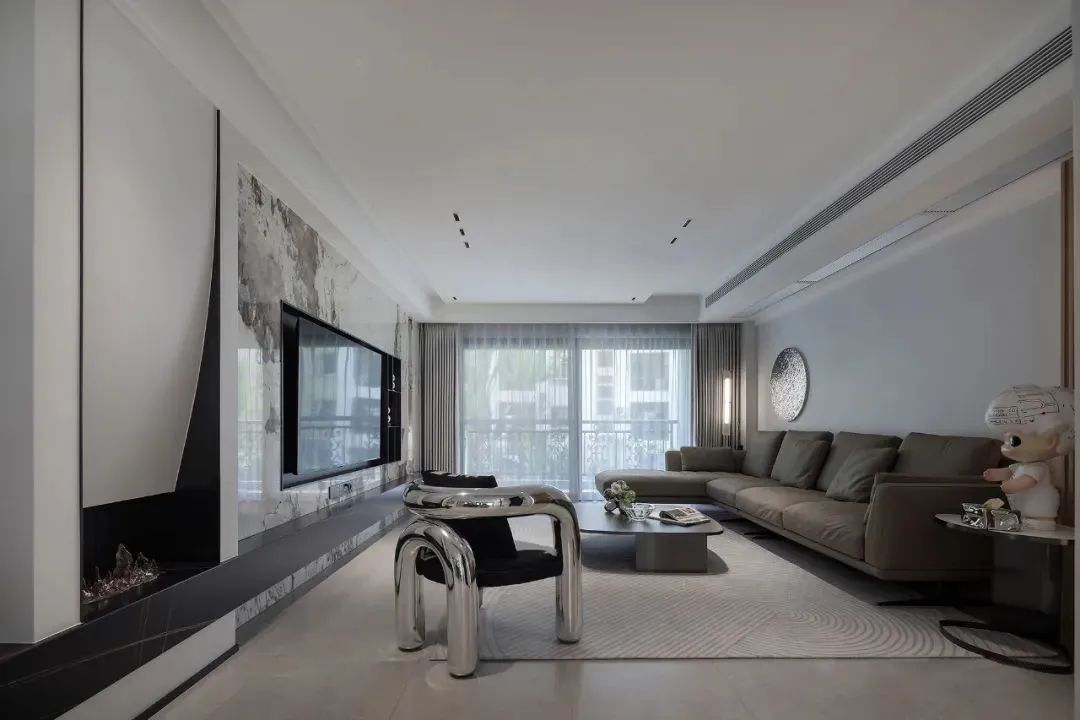 127㎡现代简约：开放式布局+餐岛一体，经典设计永不过时！