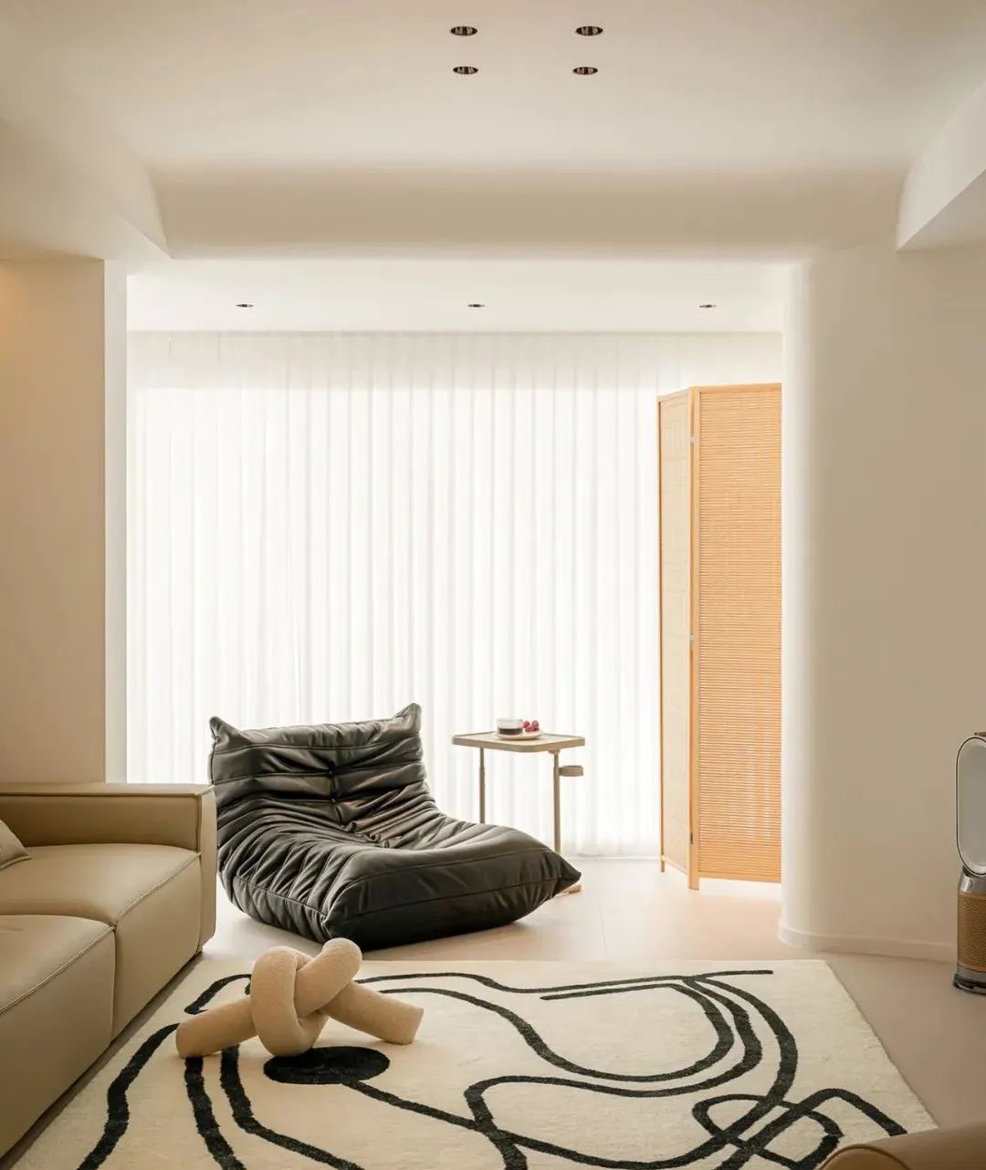 130㎡现代简约风，开放式空间设计，物尽其用，从温暖舒适中感受生活！