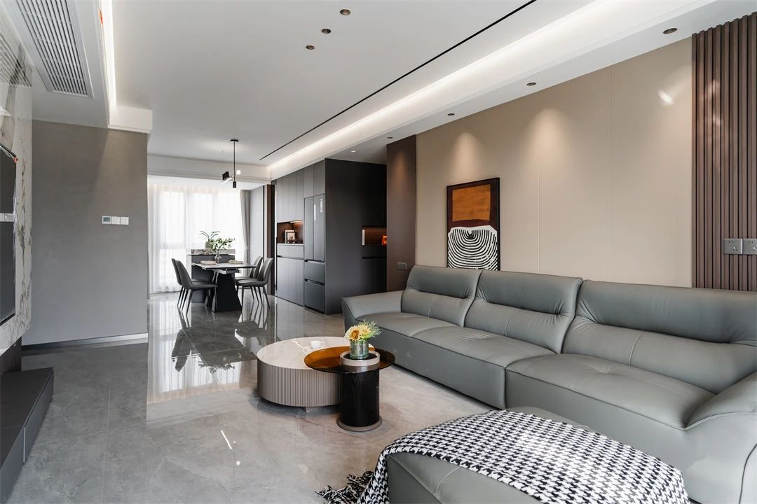 128㎡意式极简：双阳台户型，简单而雅致，平凡且治愈！