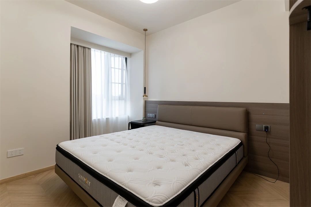 104㎡原木奶油：开放式手法，温柔予光，邂逅优雅浪漫！