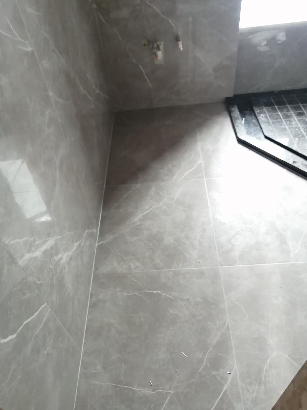 美缝完工一套，颜色的搭配和工艺的精细，看了心里都很舒服。