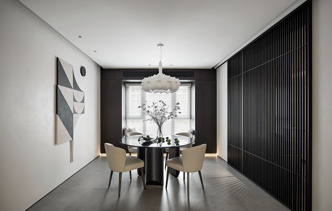220m²极简住宅，寻一处静谧，得一份安然。