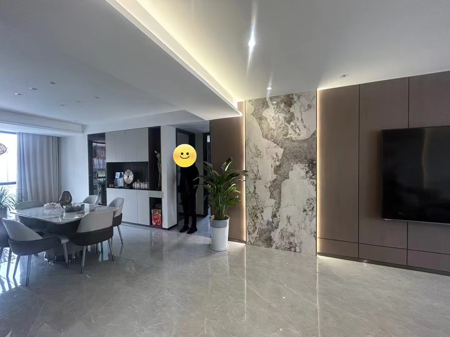 130㎡现代简约，温暖治愈的居家港湾