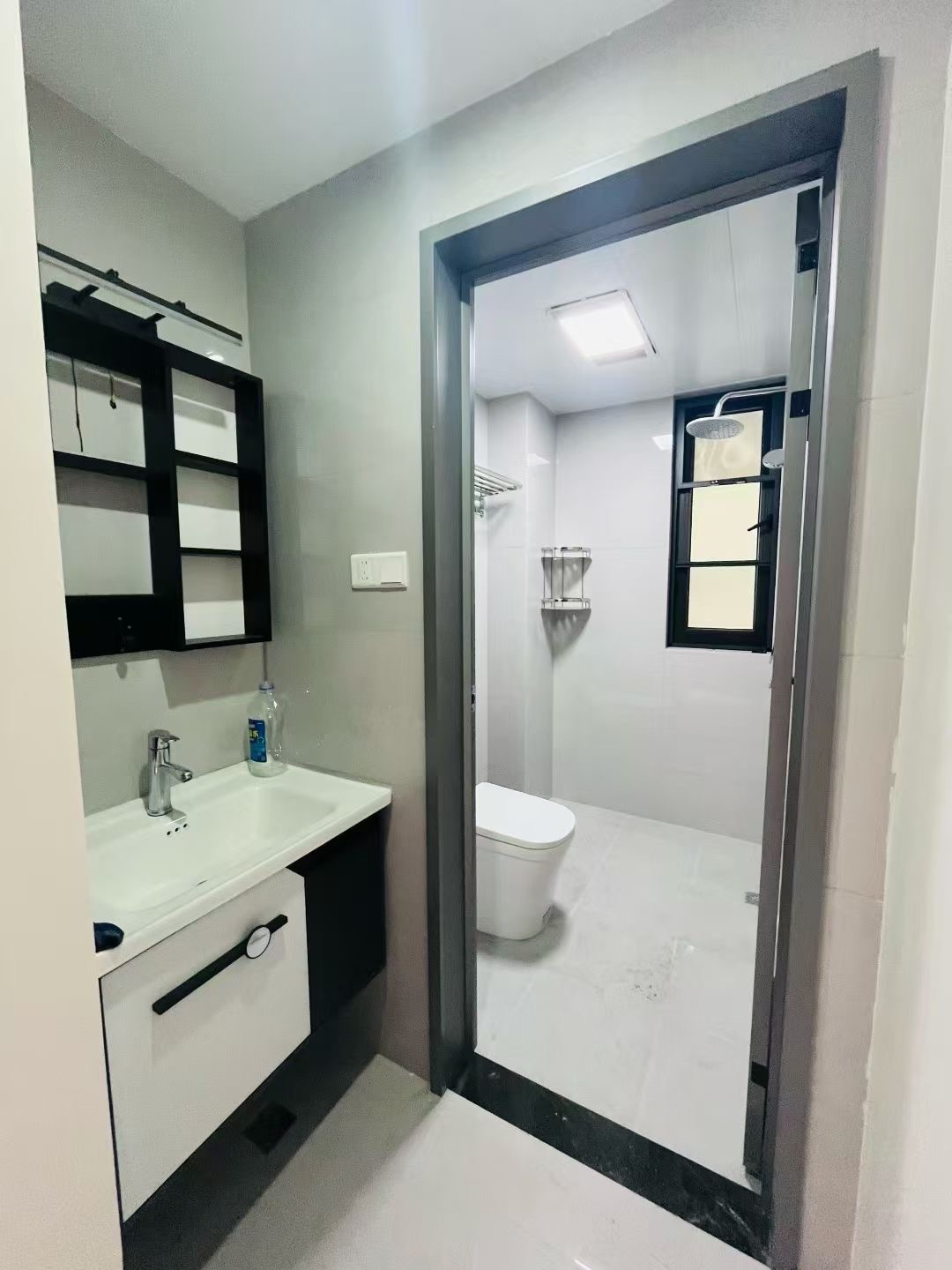 127平现代简约风格