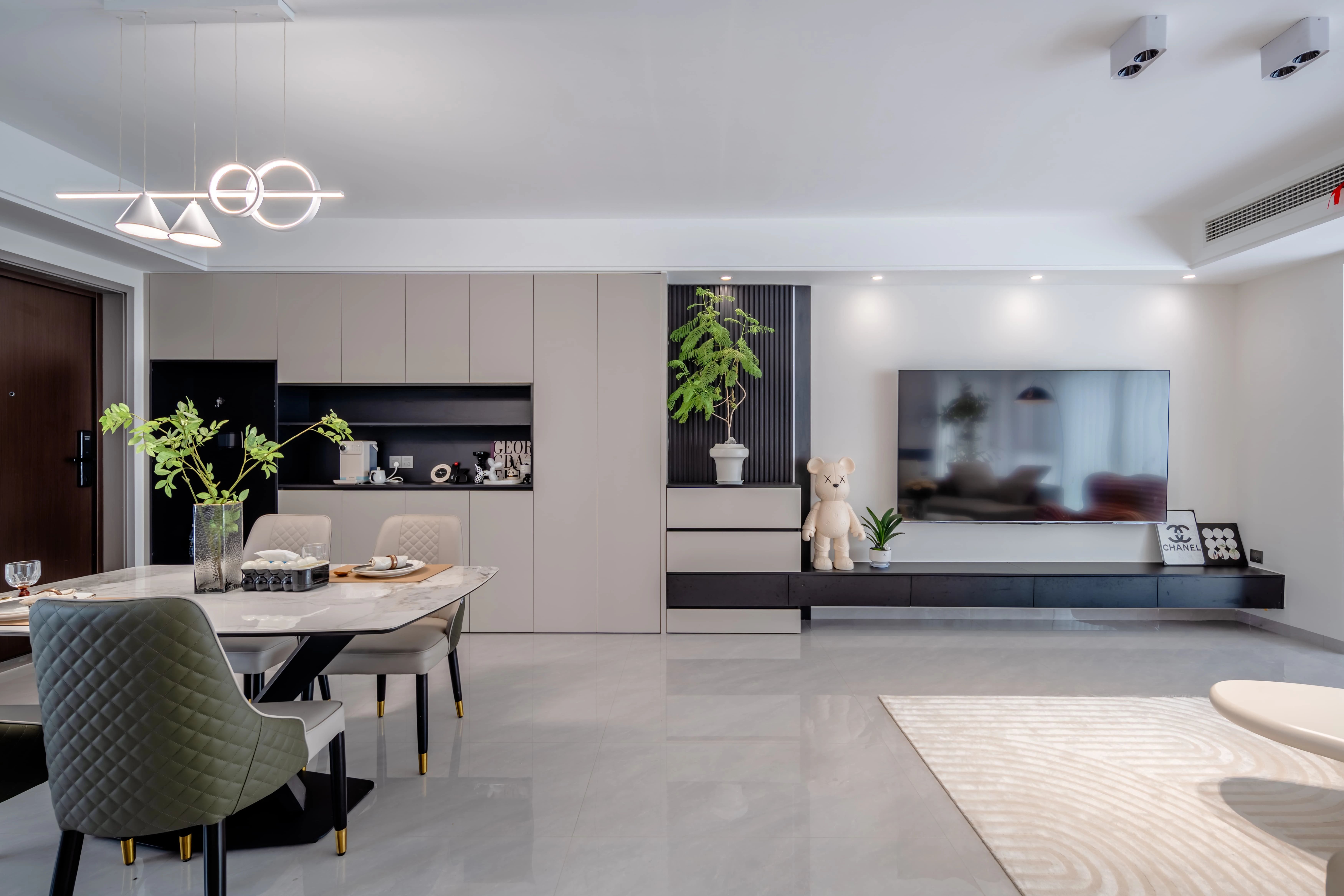 127㎡现代简约：温柔浅色系，以减法没学重塑空间形态！