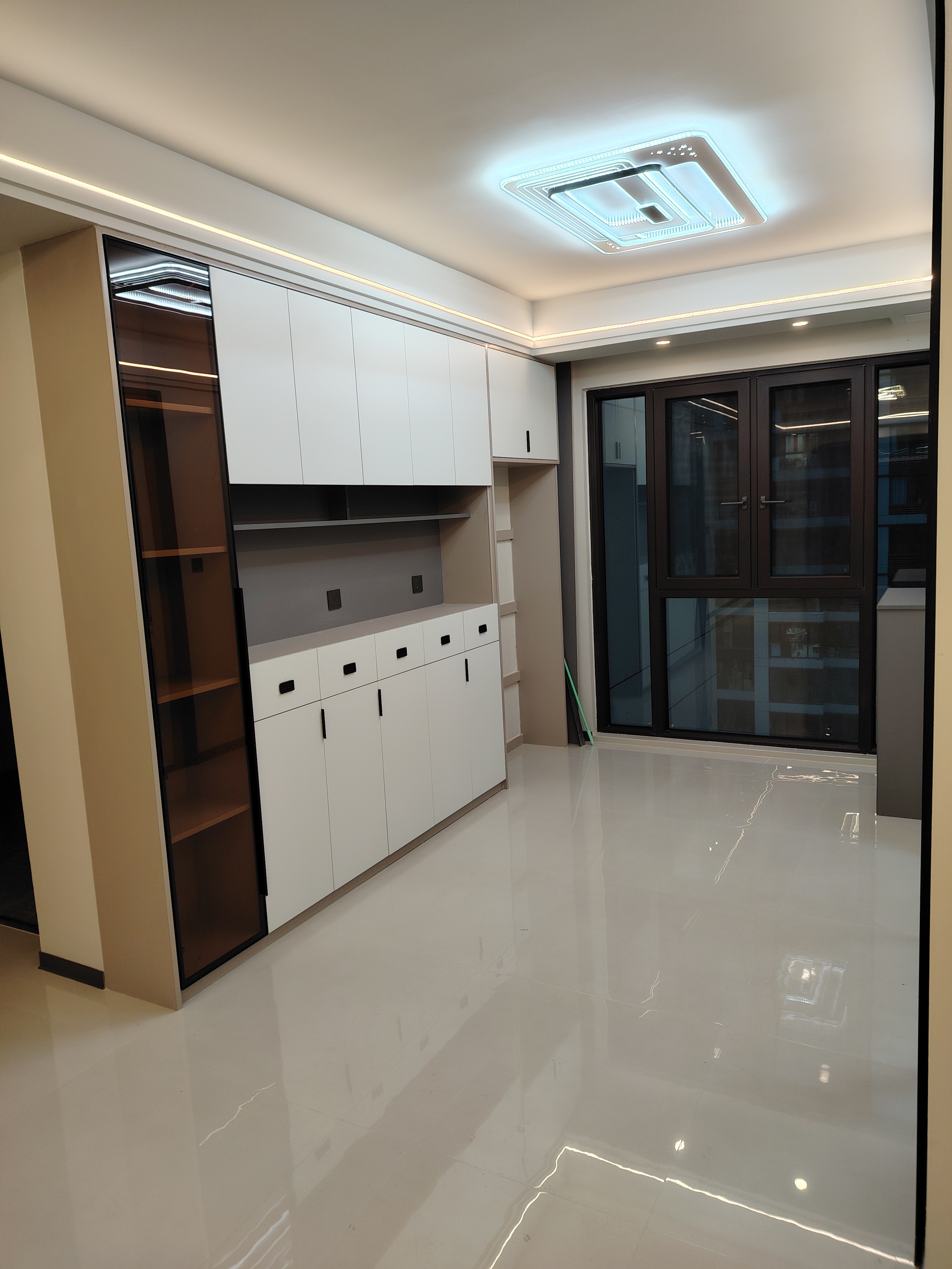 现代奶油风，极致简约，清爽明亮，适合采光略差房型！