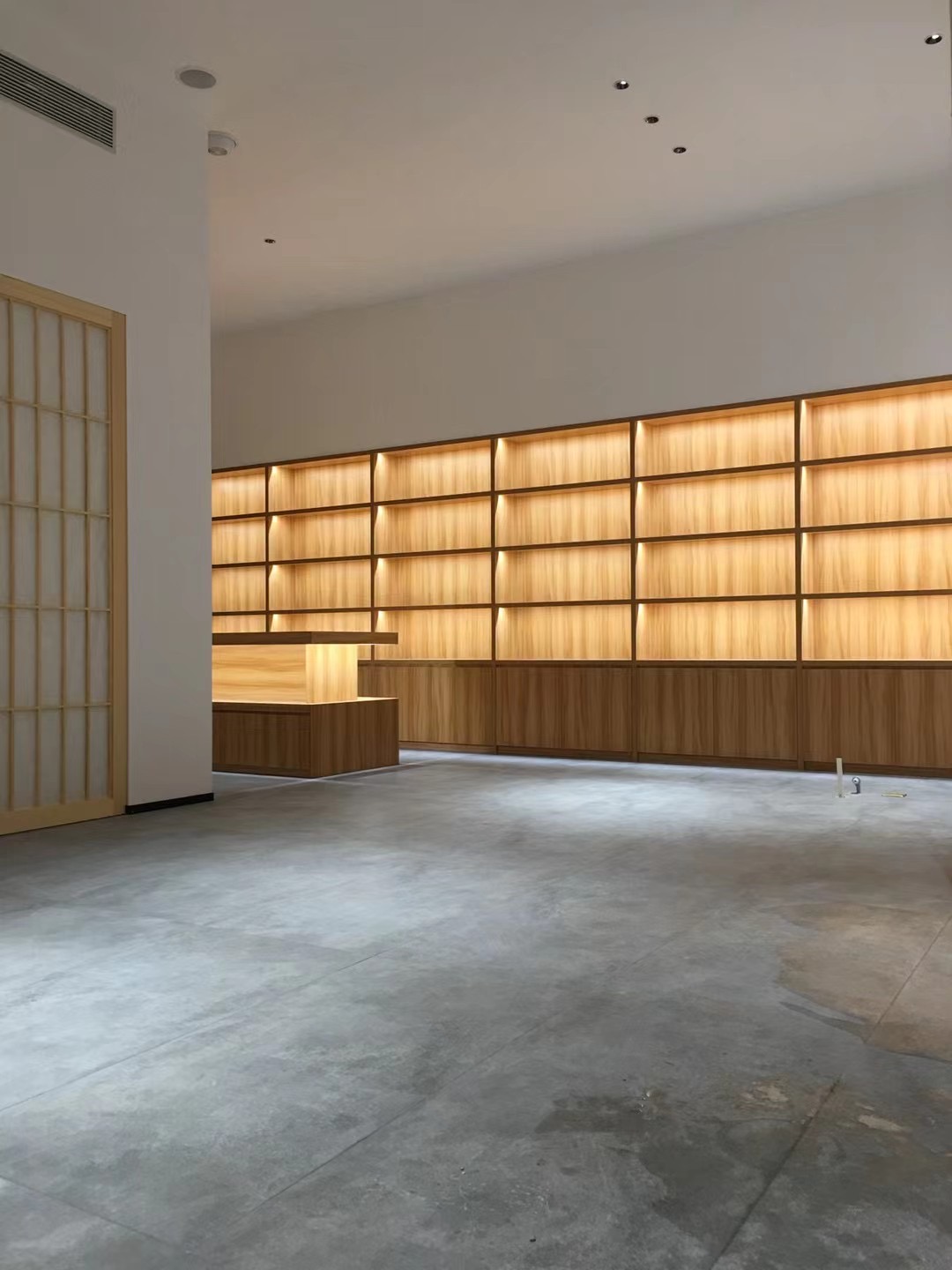 龙叙堂茶叶店装修完成效果