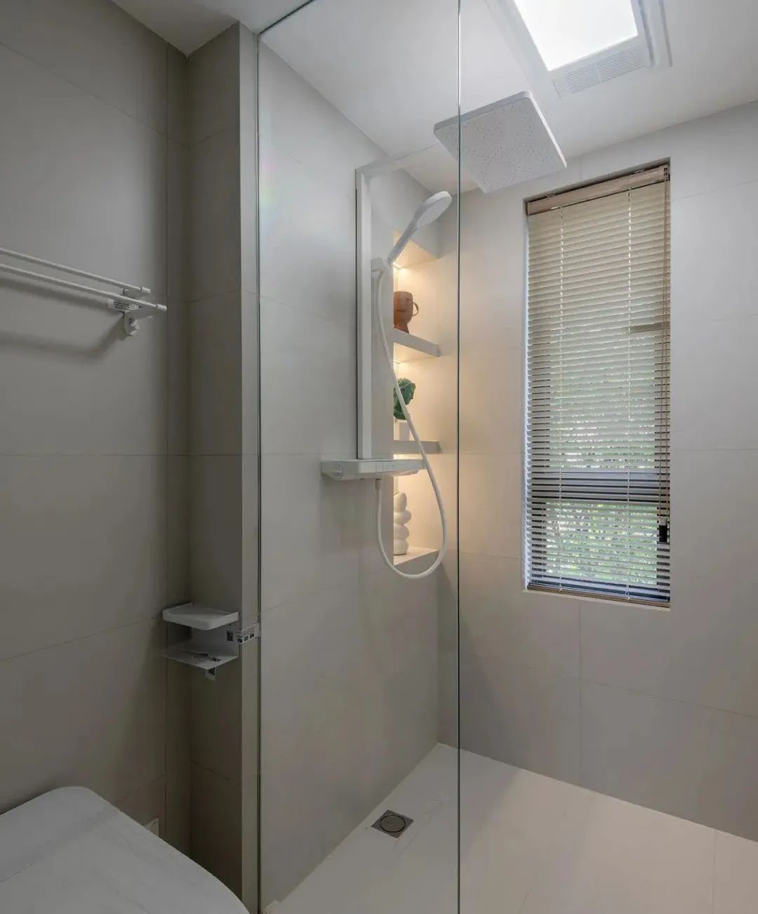 130平奶油极简风，简单温馨