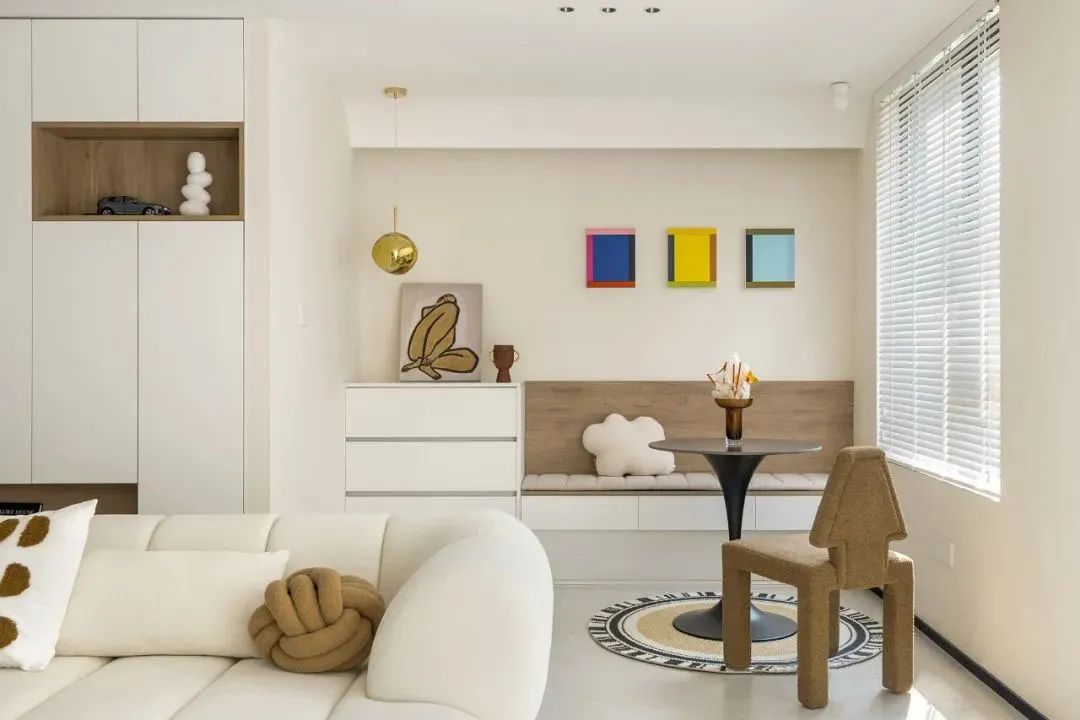 130平奶油极简风，简单温馨