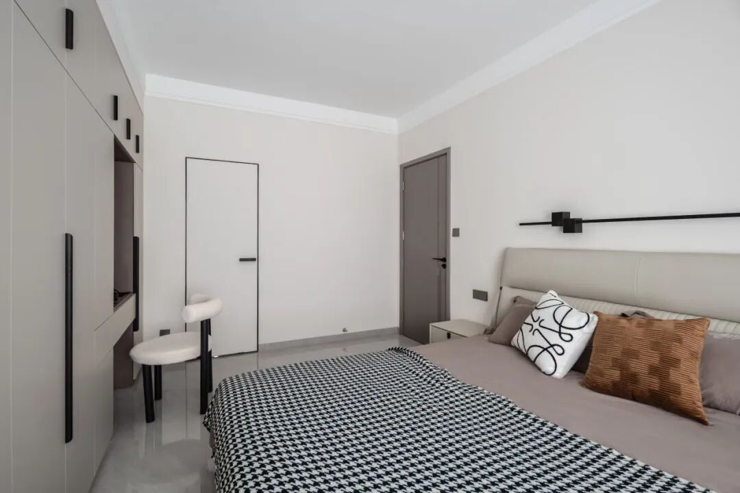 127㎡现代简约：温柔浅色系，以减法没学重塑空间形态！